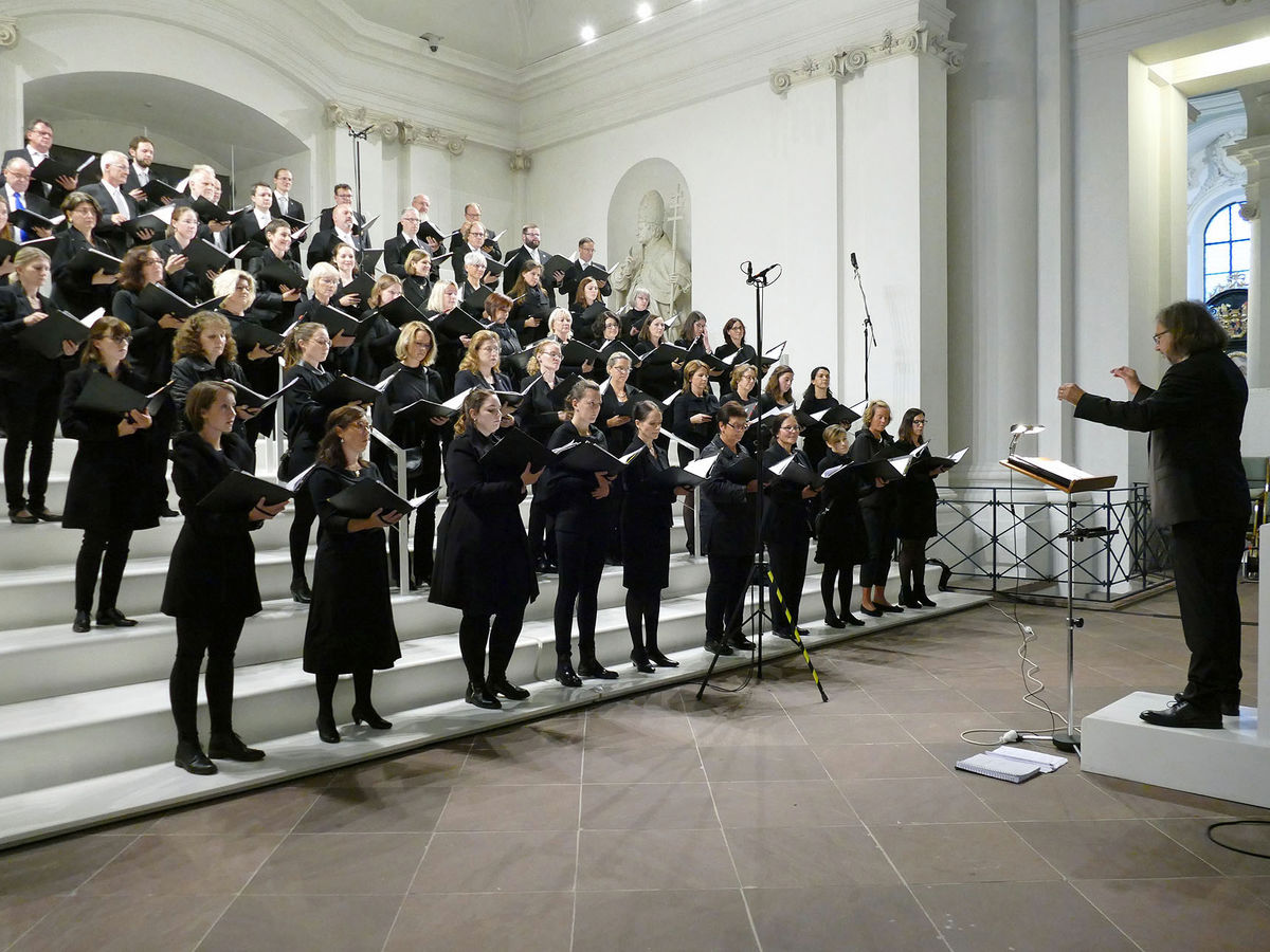 Abschlussvesper der Bischofskonferenz mit Austeilung des Bonifatiussegens (Foto: Karl-Franz Thiede)